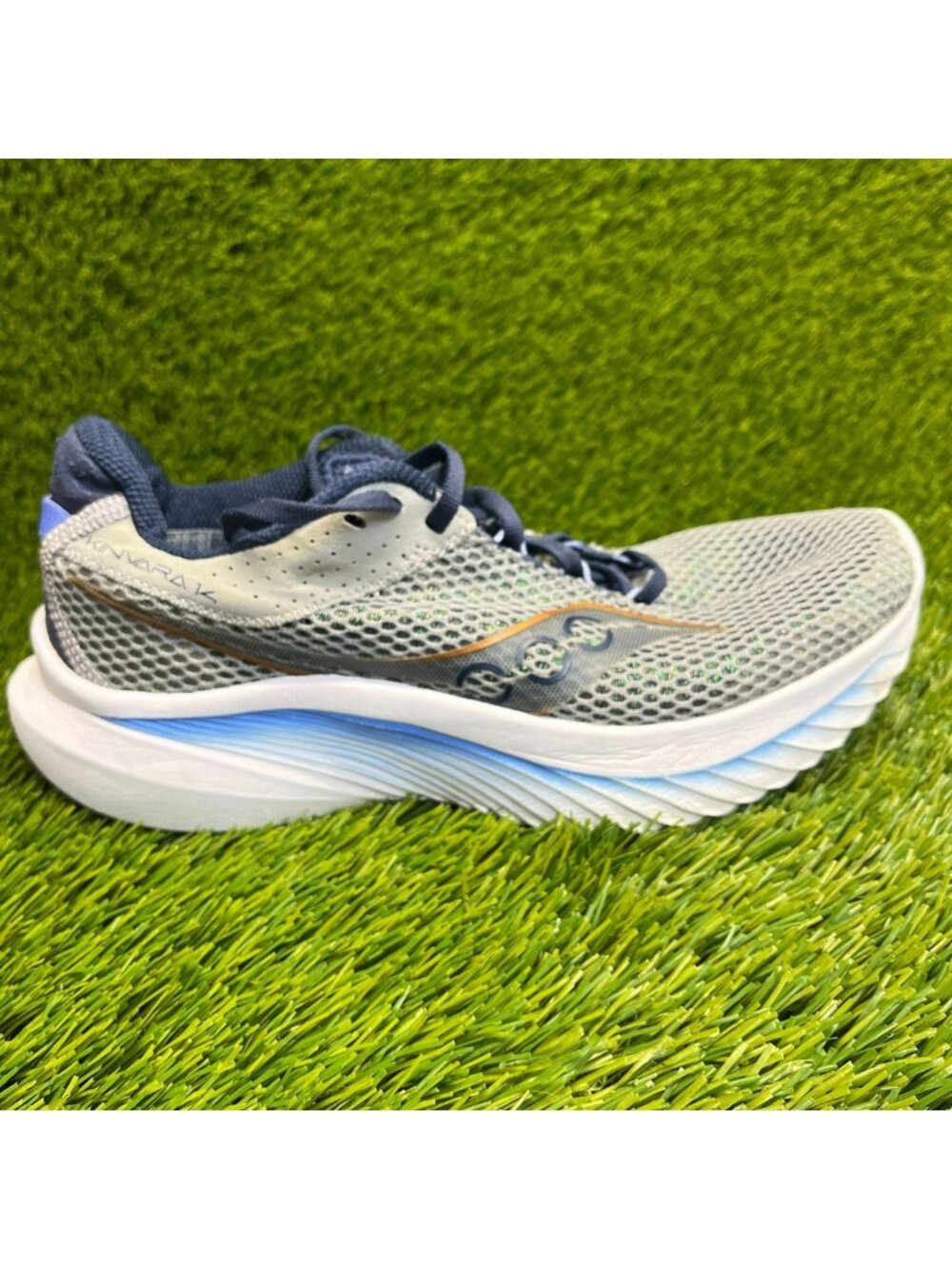 Saucony Kinvara 14 Womens Size 8.5 Gray Blue Athletic Running Shoes Sneakers